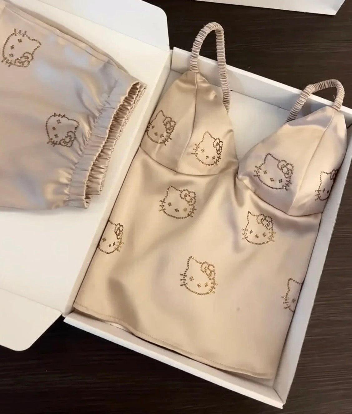 KITTY SATIN PAJAMA SET